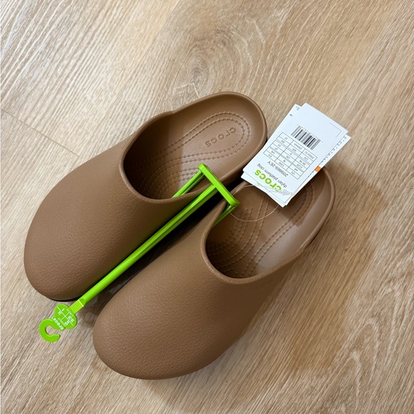 NEW Crocs Women's Dylan Platform Clog Sepia W8 - Picture 2 of 6